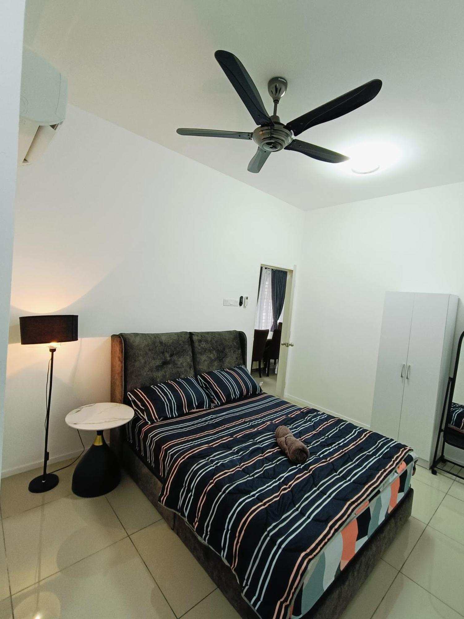 Sungai Long Guesthouse 까장 외부 사진